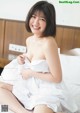 Karen Izumi 和泉芳怜, Young Magazine 2022 No.46 (ヤングマガジン 2022年46号) P7 No.eb0882