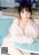 Mizuki Asakura 麻倉瑞季, Young Magazine 2022 No.47 (ヤングマガジン 2022年47号) P5 No.daf094 Image No. 3